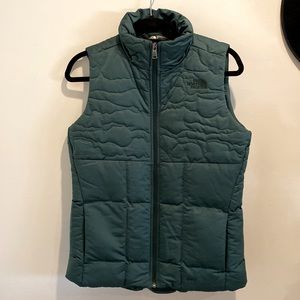 The North Face Womens Puffer Vest, size Small